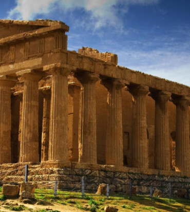 Valley of the Temples Agrigento Excursion - Auto Minibus Bus