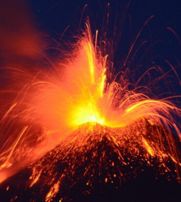 Craters of Etna Excursion - Auto Minibus Bus